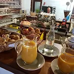 - Restaurant Jaegerwinkl Bed & Breakfast