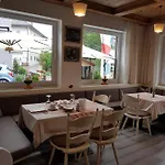 Bed & Breakfast - Restaurant Jaegerwinkl Rettenberg