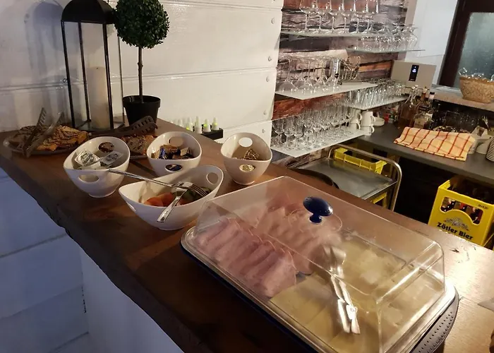 Alojamento de Acomodação e Pequeno-almoço - Restaurant Jaegerwinkl 3*