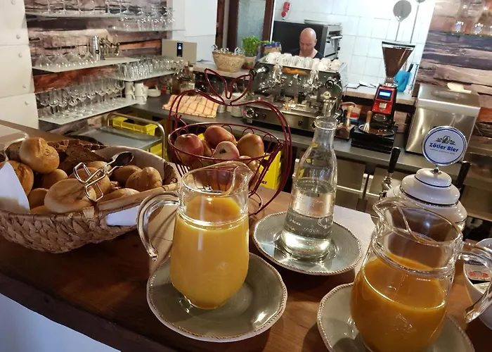 - Restaurant Jaegerwinkl فندق مبيت وإفطار